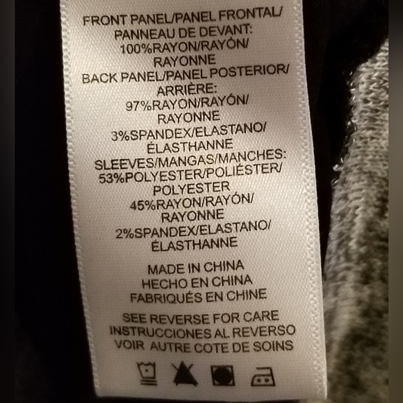 Women's Kut from the Kloth Black & Floral blouse - Picture 5 of 5